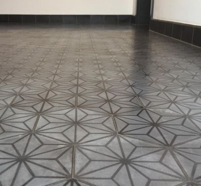 Flur Via Fliesen 3.jpg